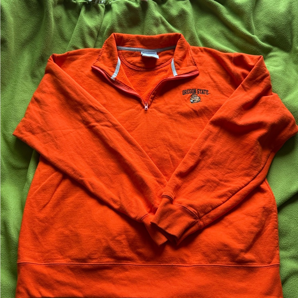 Oregon State University crew neck size xl